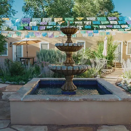 Dos Hermanas Casita 4, 5 & 6 Downtown Courtyard *