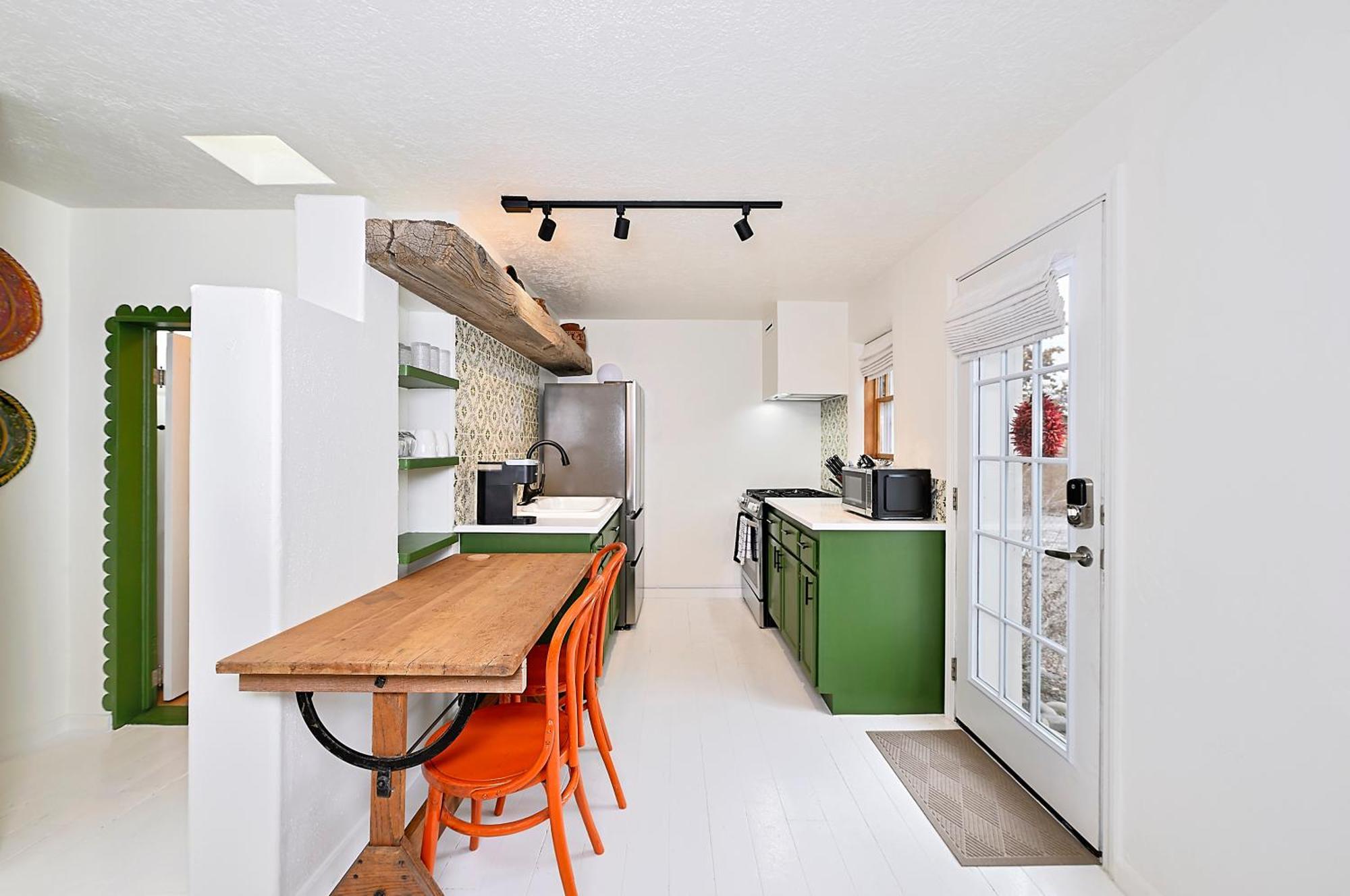 Dos Hermanas Casita 1, 4 & 5 Downtown Courtyard *